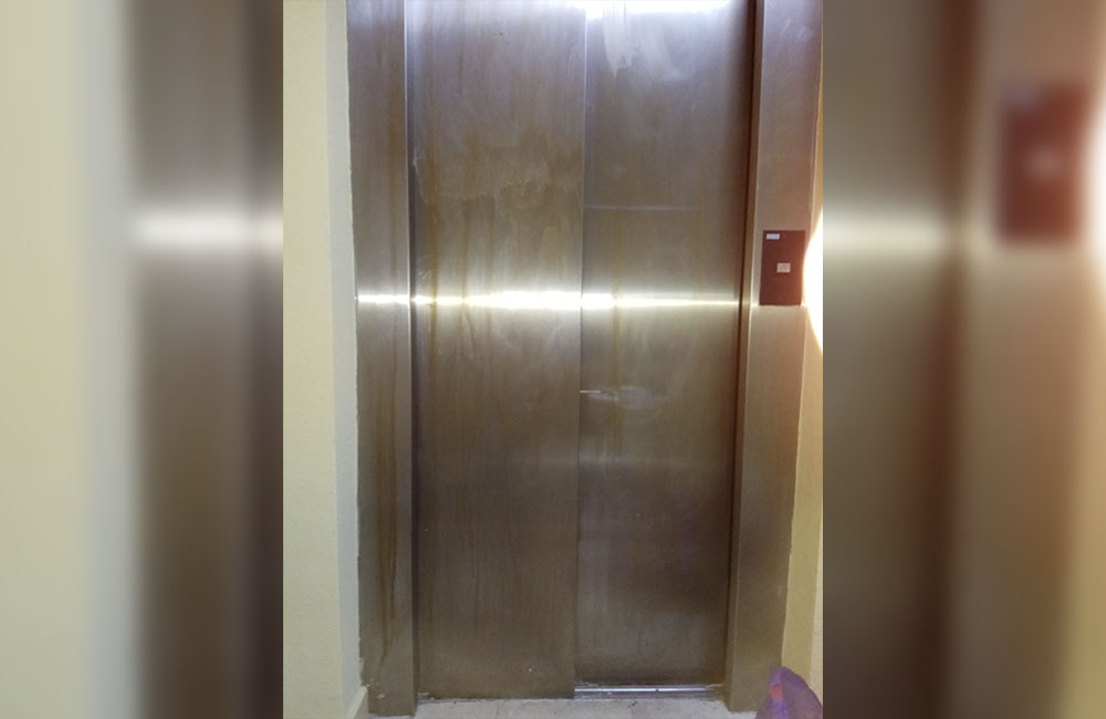 limpieza de ascensor