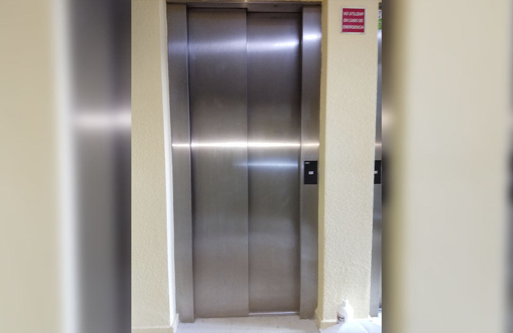 Ver limpieza de ascensor
